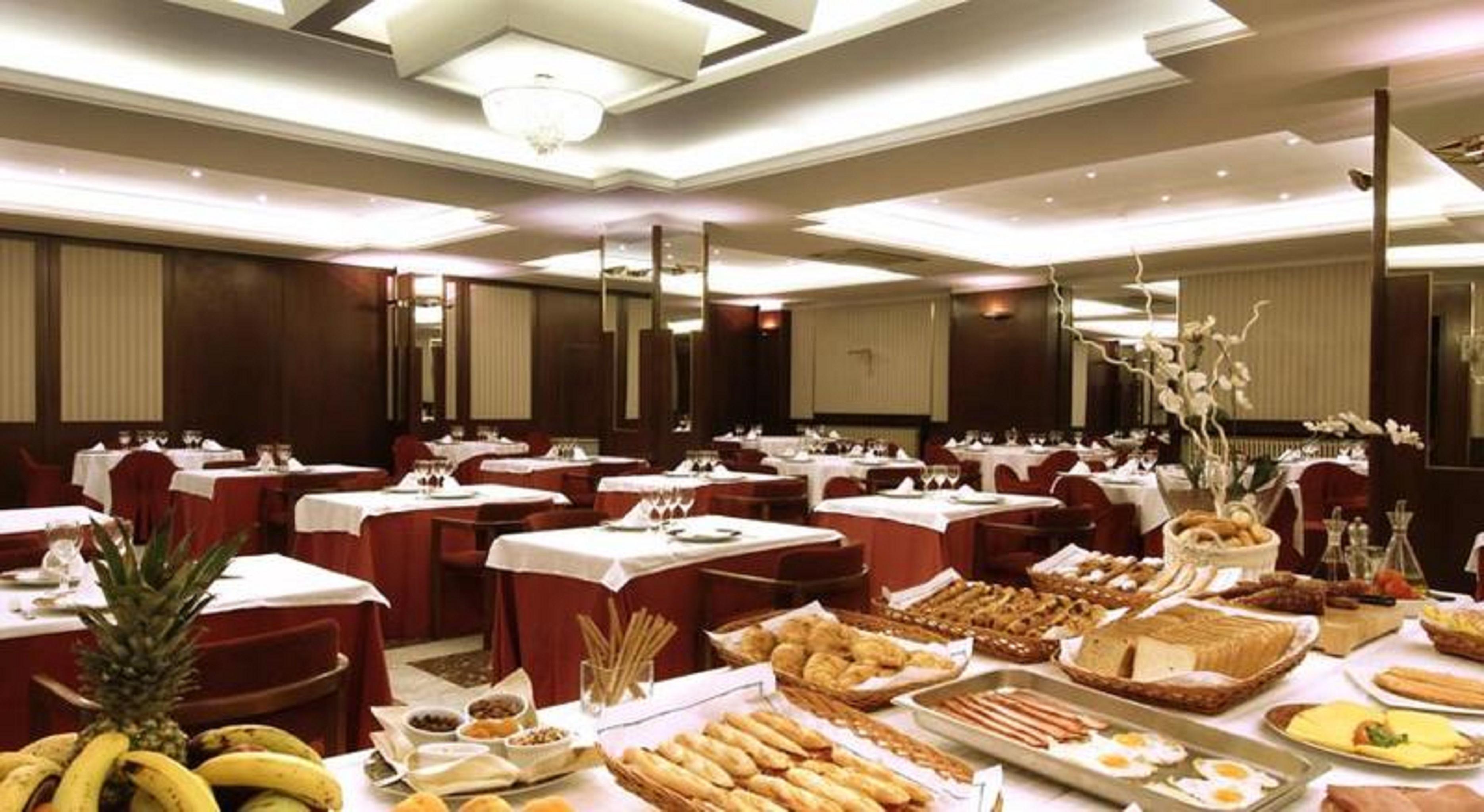 Hotel Urpi Sabadell Zewnętrze zdjęcie