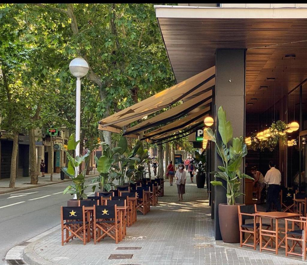 Hotel Urpi Sabadell Zewnętrze zdjęcie