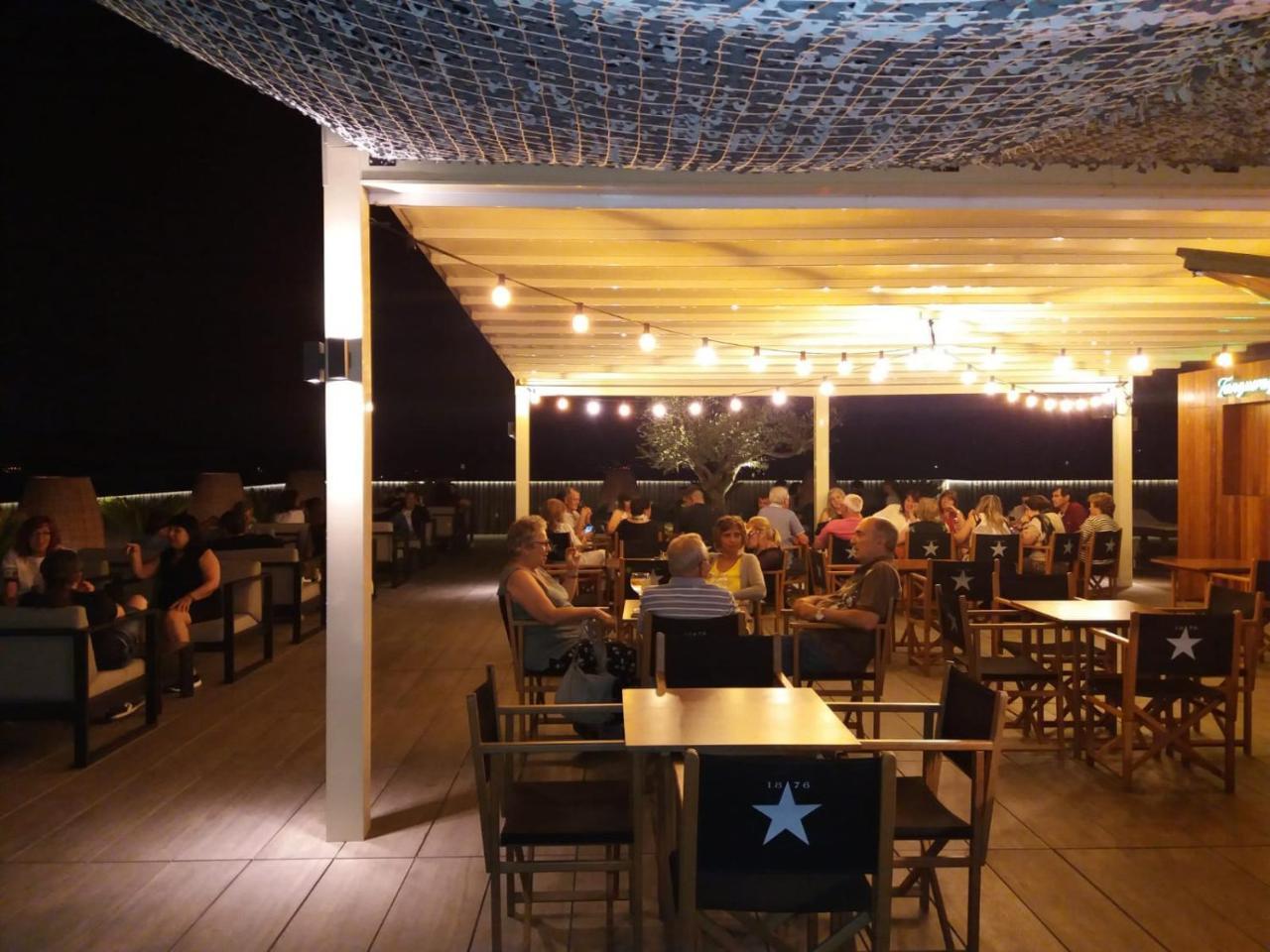 Hotel Urpi Sabadell Zewnętrze zdjęcie